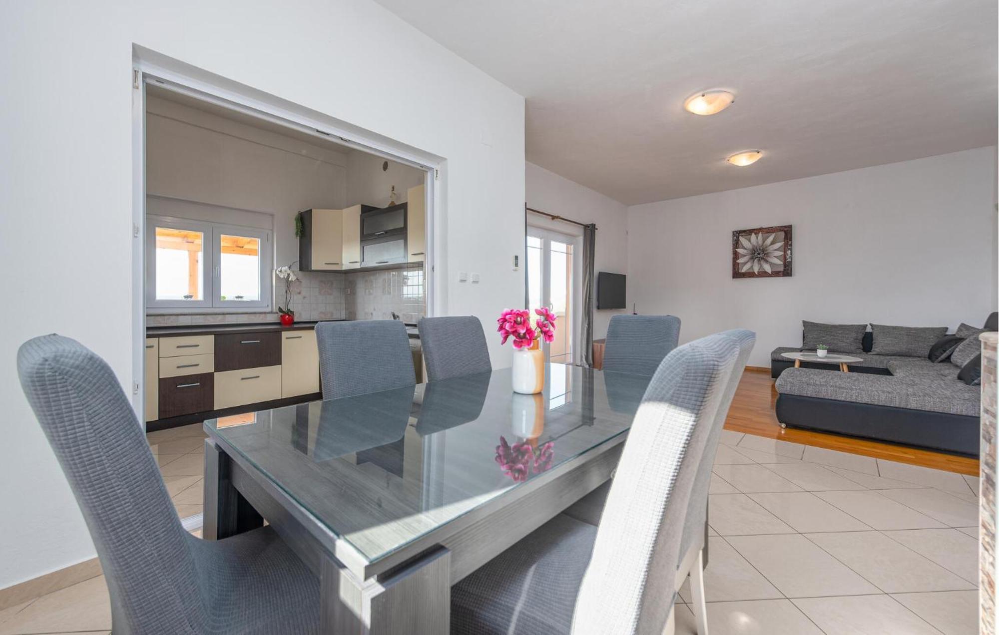 Beautiful Apartment In Maslenica With Kitchen Eksteriør billede